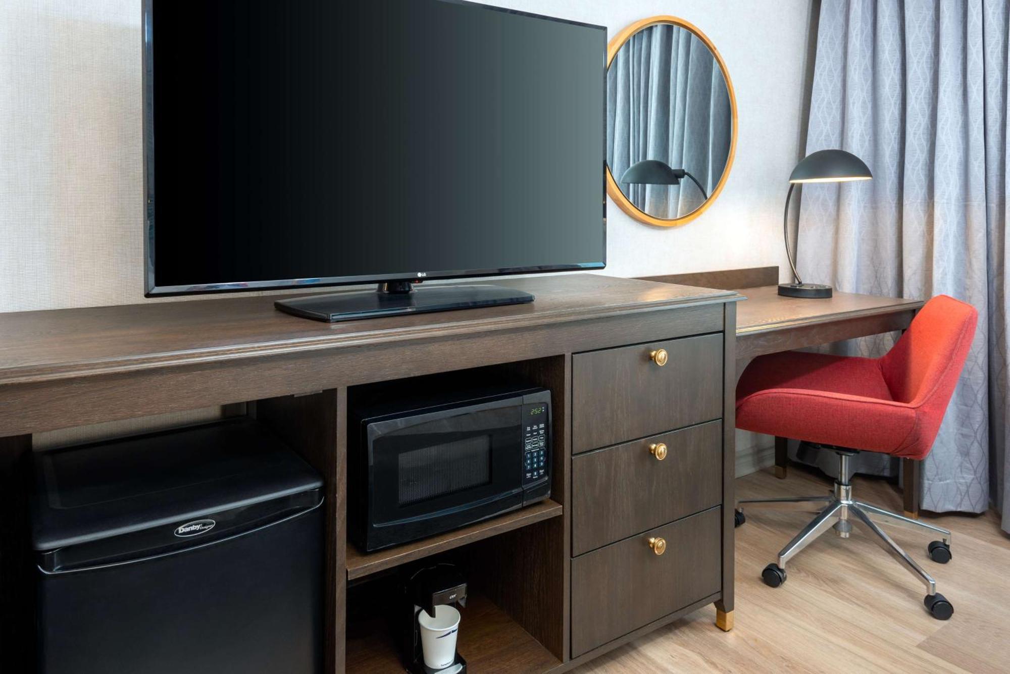 Hampton Inn Buffalo-Уильямсвилл Экстерьер фото