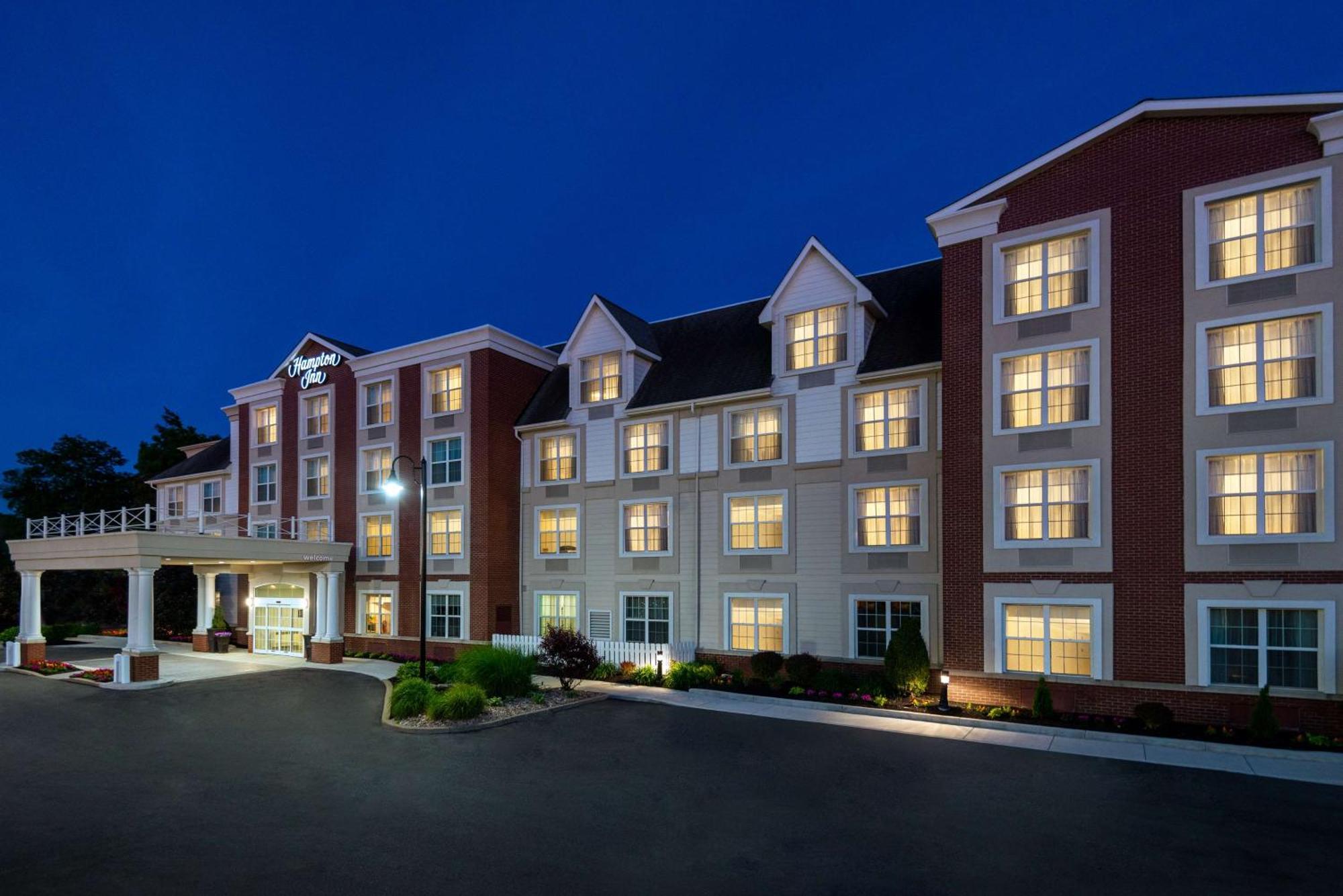 Hampton Inn Buffalo-Уильямсвилл Экстерьер фото