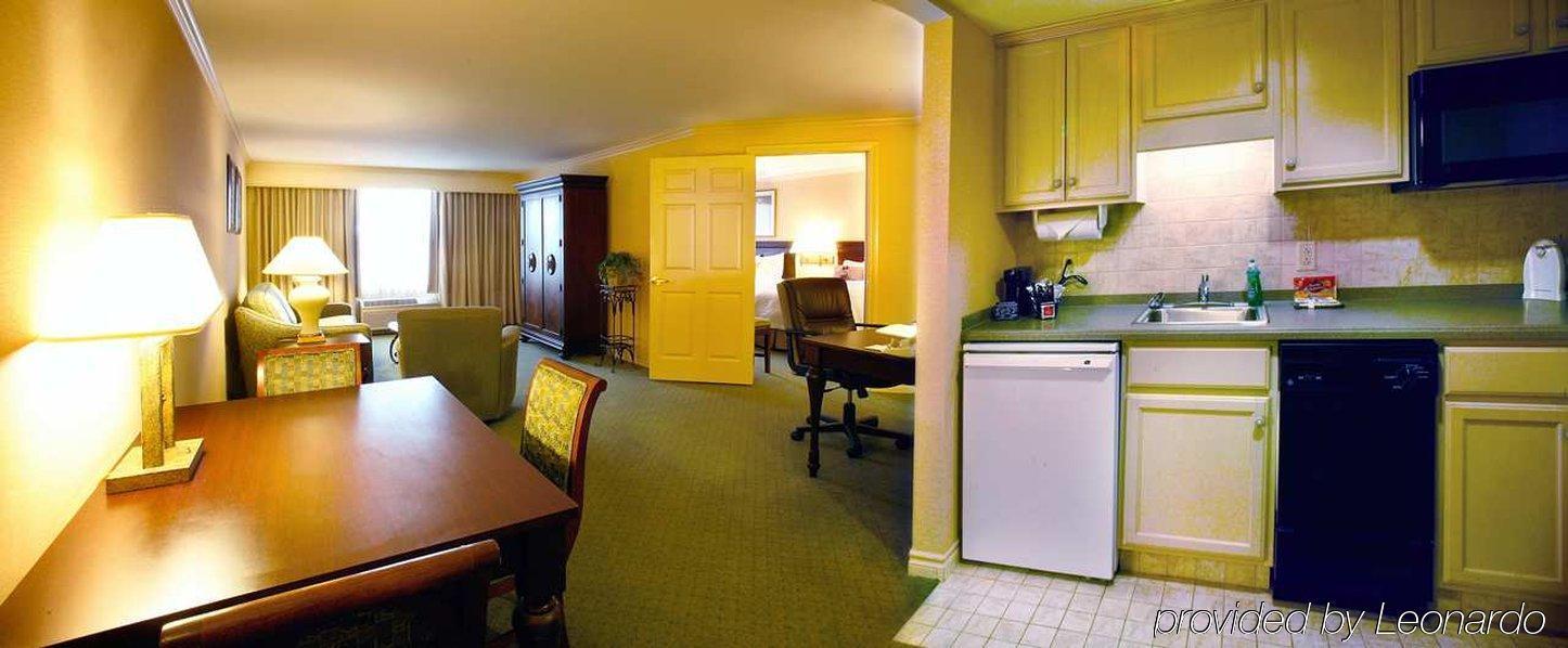 Hampton Inn Buffalo-Уильямсвилл Номер фото
