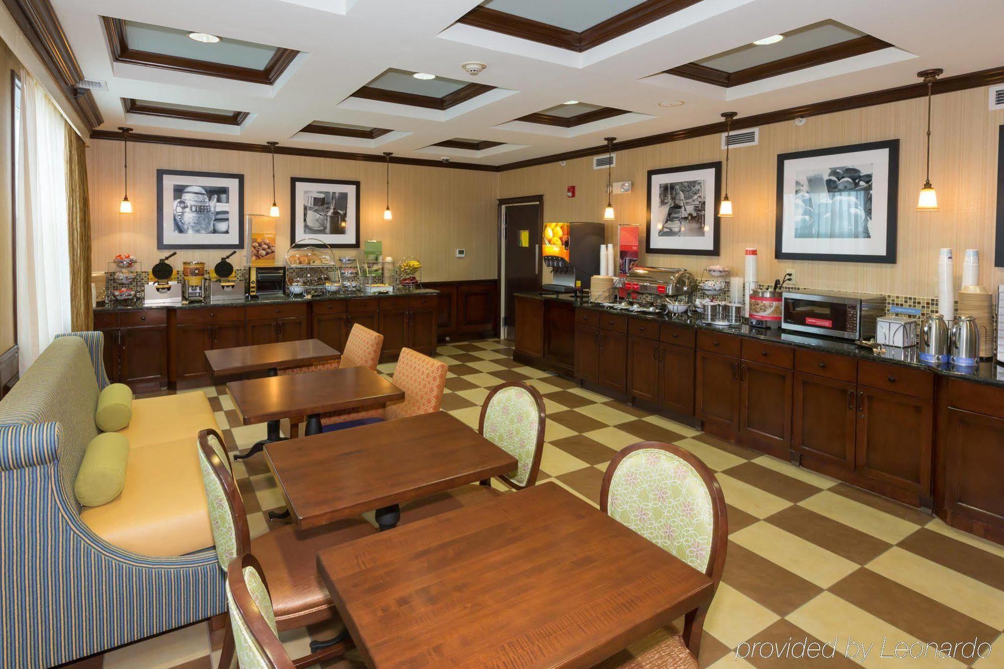 Hampton Inn Buffalo-Уильямсвилл Экстерьер фото