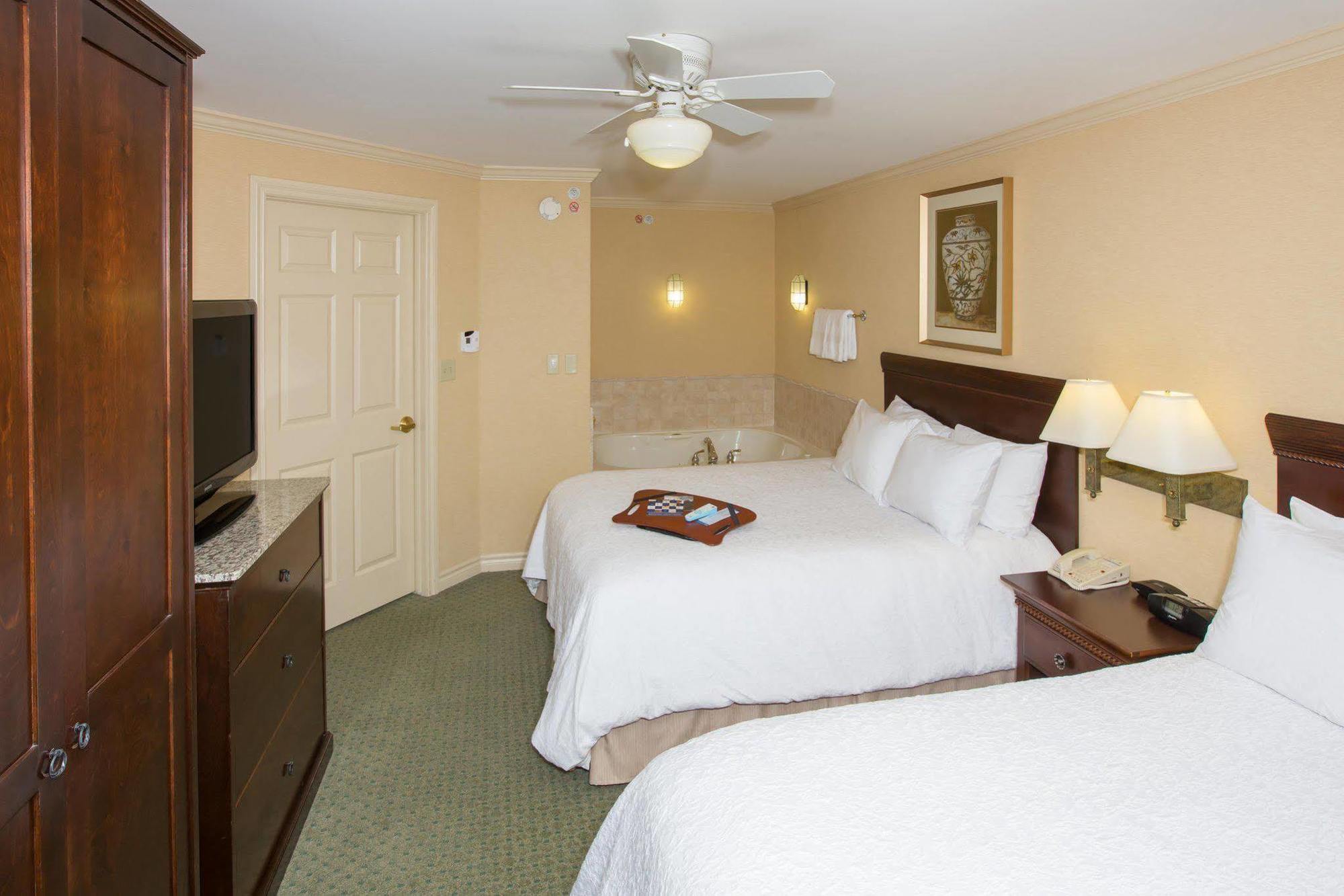 Hampton Inn Buffalo-Уильямсвилл Экстерьер фото